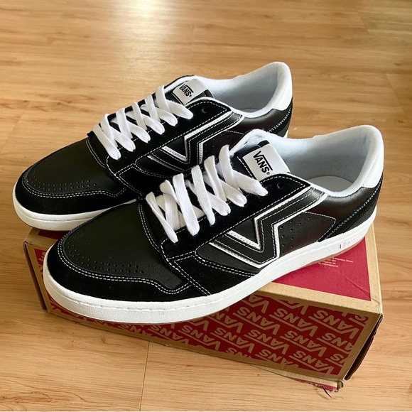 Vans Lowland 2.0 Shoe Black White Women 10.0 US - Picture 2 of 10